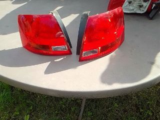 bontott AUDI A4 B7 Bal Külső Hátsó Lámpa