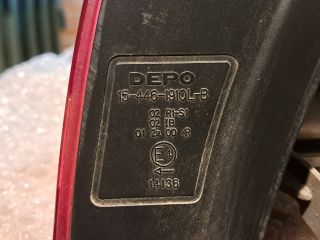 bontott AUDI A4 B7 Bal Külső Hátsó Lámpa