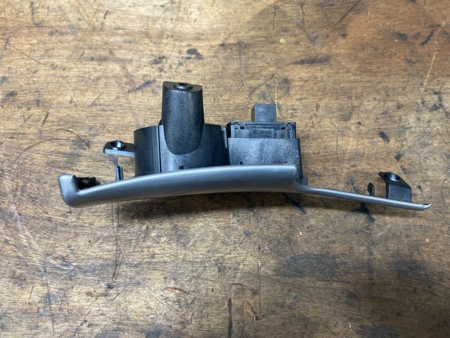 bontott AUDI A4 B7 Bal Műszerfal Díszléc