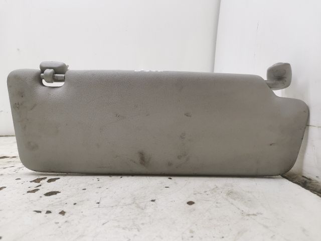 bontott AUDI A4 B7 Bal Napellenző