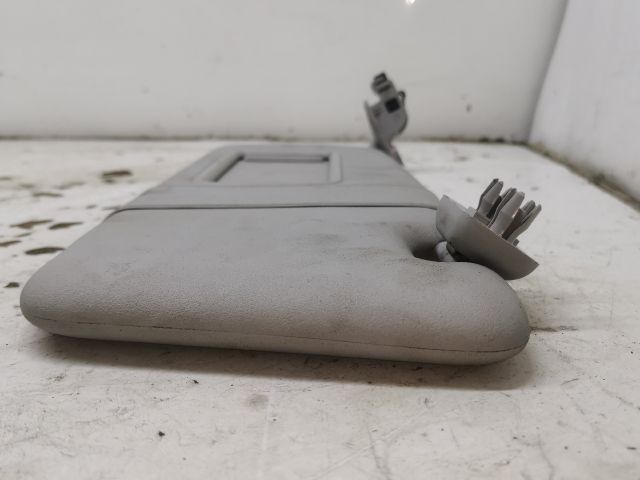 bontott AUDI A4 B7 Bal Napellenző