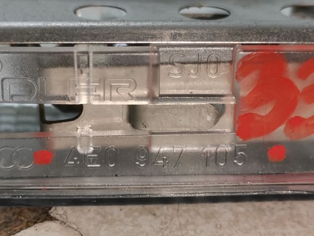 bontott AUDI A4 B7 Beltér Világítás Első