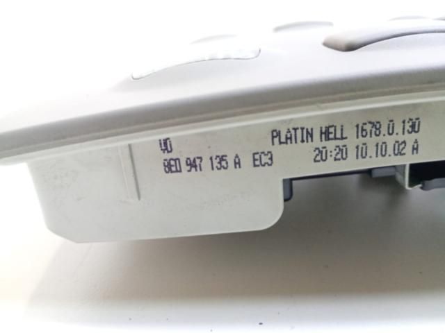 bontott AUDI A4 B7 Beltér Világítás Első