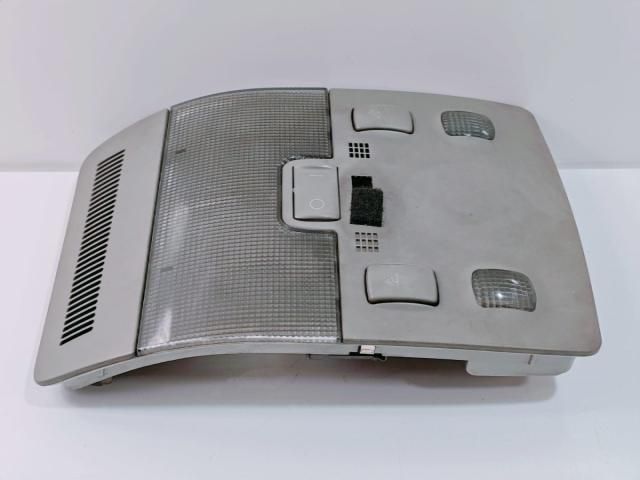 bontott AUDI A4 B7 Beltér Világítás Első