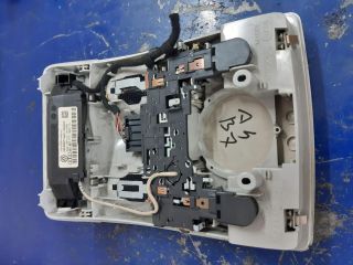 bontott AUDI A4 B7 Beltér Világítás Első