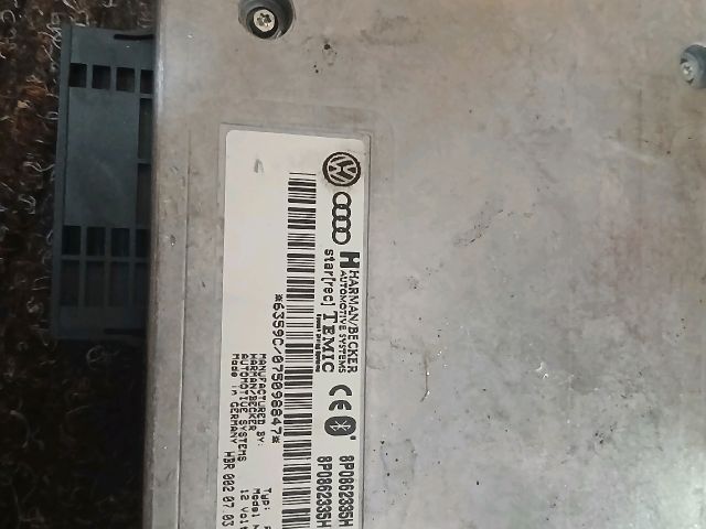 bontott AUDI A4 B7 Bluetooth Elektronika