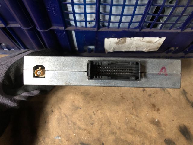 bontott AUDI A4 B7 Bluetooth Elektronika