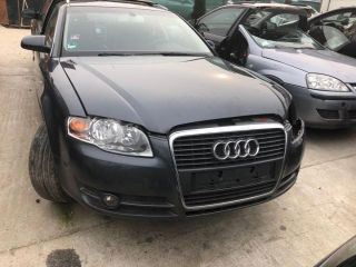 bontott AUDI A4 B7 Bluetooth Elektronika