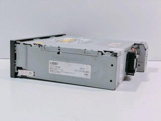 bontott AUDI A4 B7 CD / DVD Tár