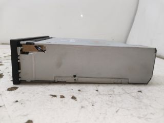 bontott AUDI A4 B7 CD / DVD Tár