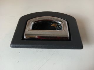 bontott AUDI A4 B7 Csomagrögzítő