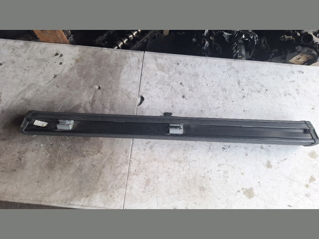 bontott AUDI A4 B7 Csomagtér Háló