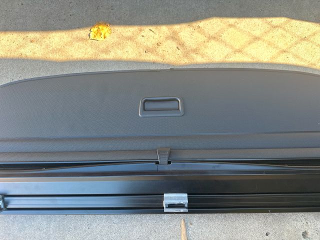 bontott AUDI A4 B7 Csomagtér Roló