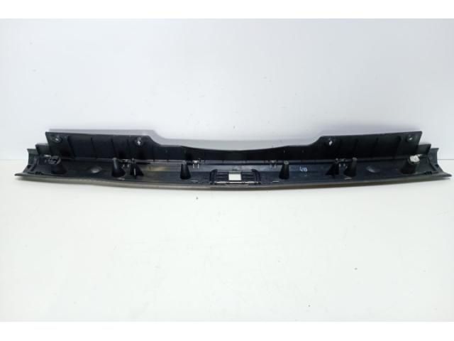 bontott AUDI A4 B7 Csomagtérajtó Díszléc