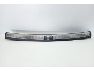 bontott AUDI A4 B7 Csomagtérajtó Díszléc