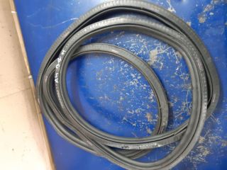 bontott AUDI A4 B7 Csomagtérajtó Gumikéder