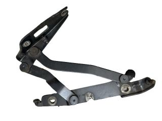 bontott AUDI A4 B7 Csomagtérajtó Jobb Zsanér