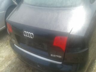 bontott AUDI A4 B7 Csomagtérajtó (Részeivel)