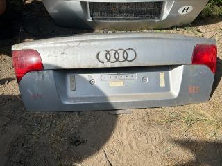 bontott AUDI A4 B7 Csomagtérajtó (Részeivel)
