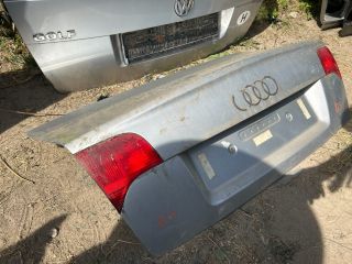 bontott AUDI A4 B7 Csomagtérajtó (Részeivel)