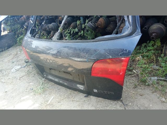 bontott AUDI A4 B7 Csomagtérajtó (Üres lemez)
