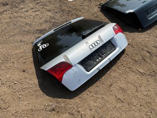 bontott AUDI A4 B7 Csomagtérajtó (Üres lemez)
