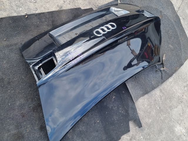 bontott AUDI A4 B7 Csomagtérajtó (Üres lemez)