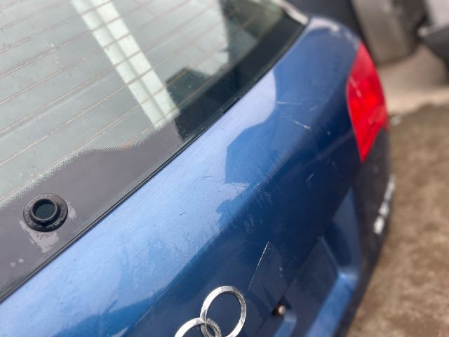 bontott AUDI A4 B7 Csomagtérajtó (Üres lemez)