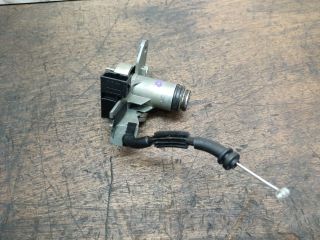 bontott AUDI A4 B7 Csomagtérajtó Zárszerkezet