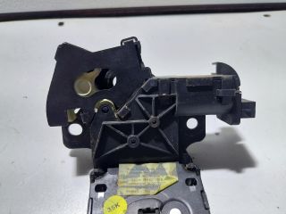 bontott AUDI A4 B7 Csomagtérajtó Zárszerkezet