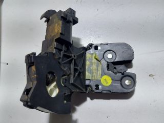 bontott AUDI A4 B7 Csomagtérajtó Zárszerkezet