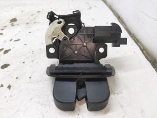 bontott AUDI A4 B7 Csomagtérajtó Zárszerkezet