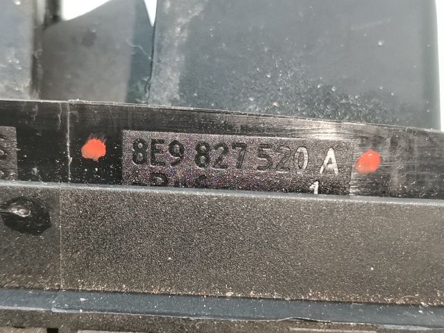 bontott AUDI A4 B7 Csomagtérajtó Zárszerkezet