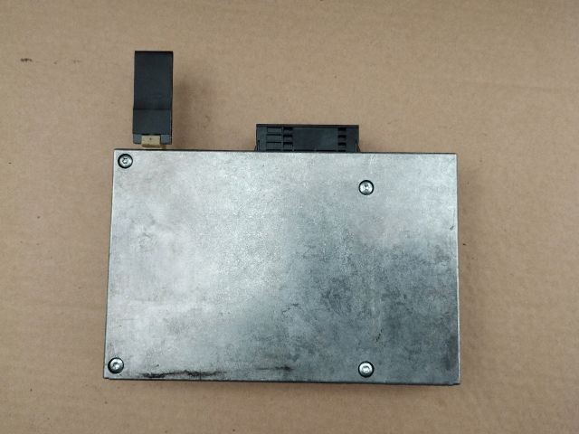 bontott AUDI A4 B7 Elektronika (Magában)