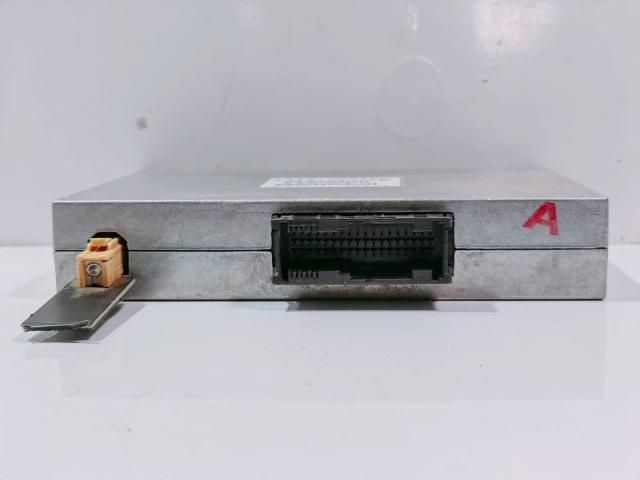 bontott AUDI A4 B7 Elektronika (Magában)