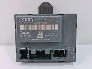 bontott AUDI A4 B7 Elektronika (Magában)