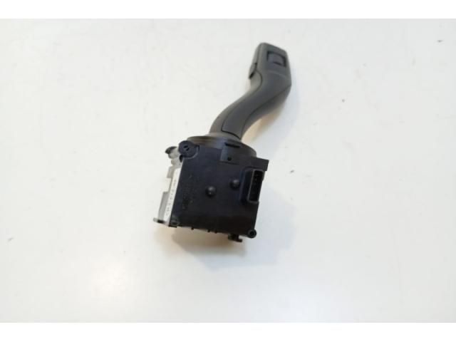 bontott AUDI A4 B7 Elektronika (Magában)