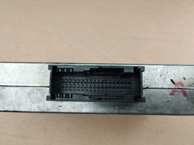 bontott AUDI A4 B7 Elektronika (Magában)