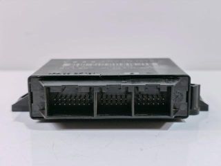 bontott AUDI A4 B7 Elektronika (Magában)