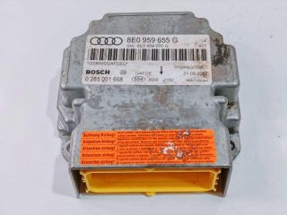 bontott AUDI A4 B7 Elektronika (Magában)