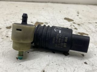 bontott AUDI A4 B7 Első Ablakmosó Szivattyú