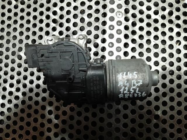 bontott AUDI A4 B7 Első Ablaktörlő Motor