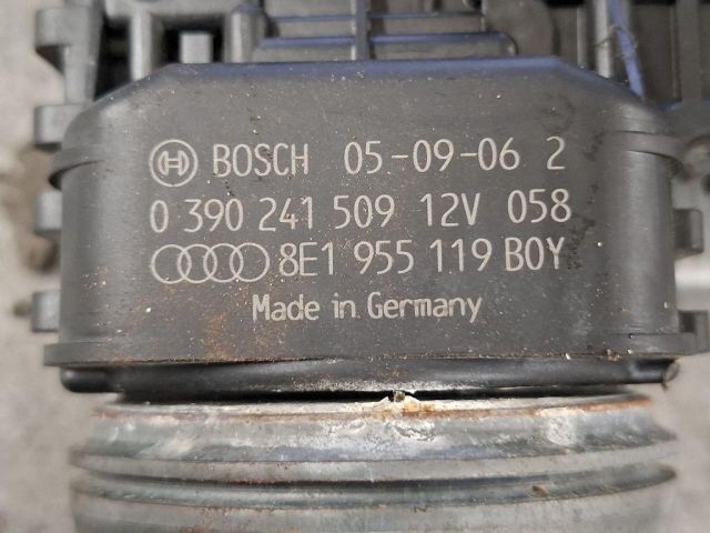 bontott AUDI A4 B7 Első Ablaktörlő Motor