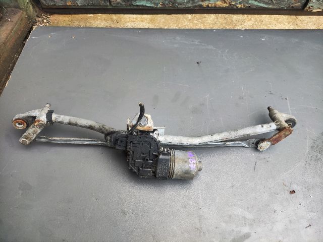 bontott AUDI A4 B7 Első Ablaktörlő Szerkezet Motorral