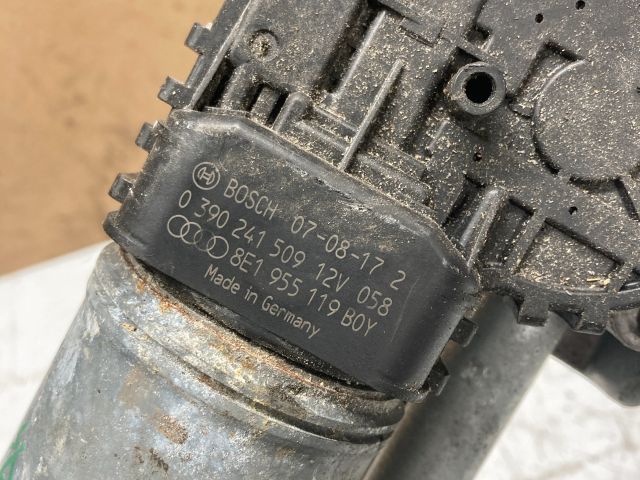 bontott AUDI A4 B7 Első Ablaktörlő Szerkezet Motorral