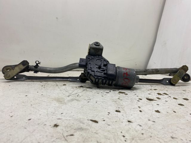 bontott AUDI A4 B7 Első Ablaktörlő Szerkezet Motorral