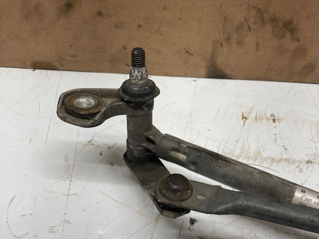 bontott AUDI A4 B7 Első Ablaktörlő Szerkezet Motorral