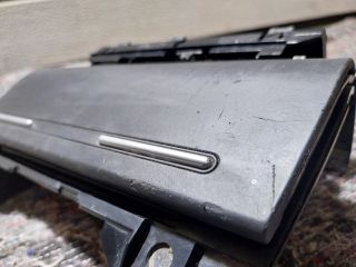 bontott AUDI A4 B7 Első Hamutartó