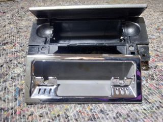 bontott AUDI A4 B7 Első Hamutartó