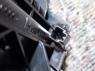 bontott AUDI A4 B7 Első Hamutartó